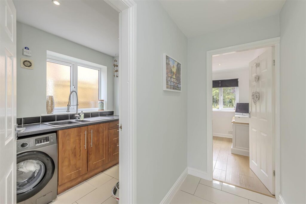Glebe Court, Cheadle, Staffordshire, ST10 1XU