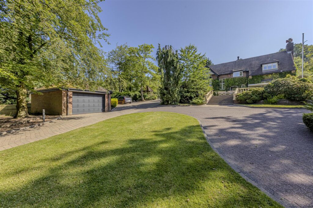 Honeysuckle Lane, Longsdon, Staffordshire, ST9 9QN
