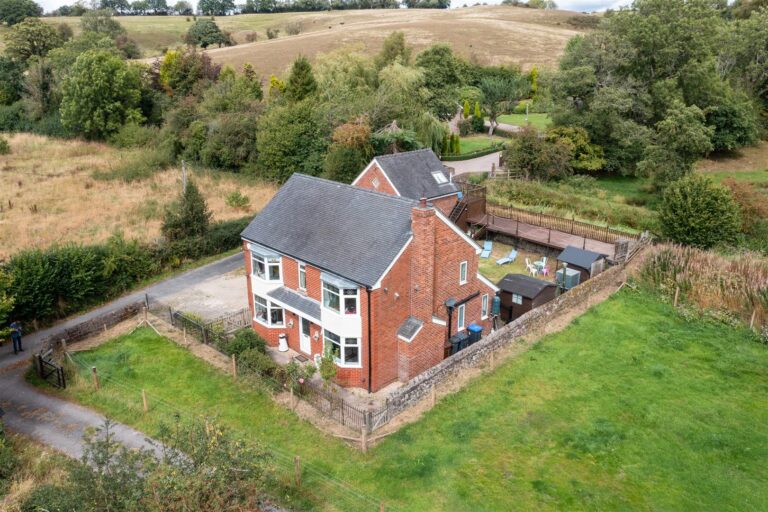 Tan House Lane, Rushton Spencer, Macclesfield, SK11 0SE
