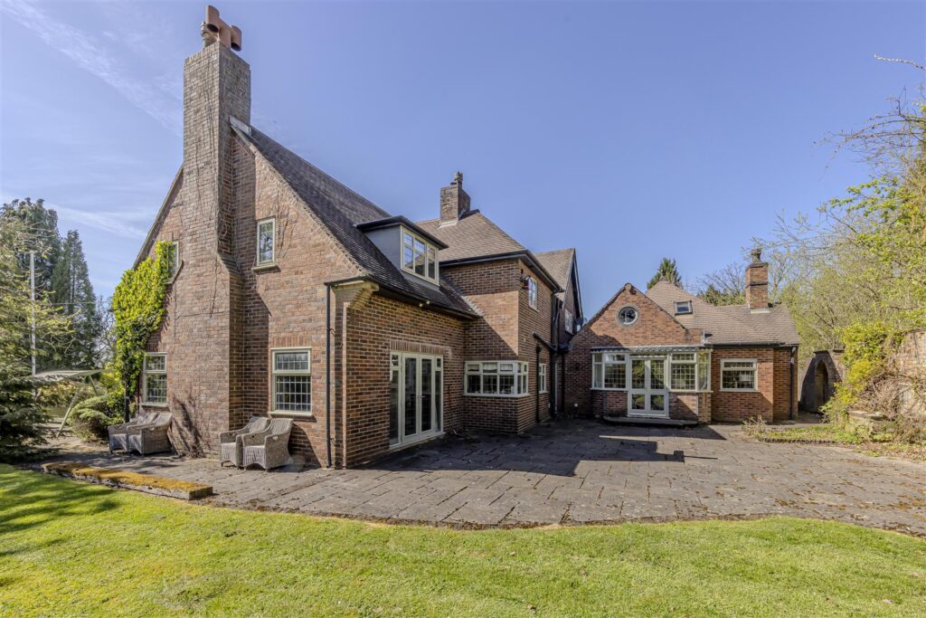 Honeysuckle Lane, Longsdon, Staffordshire, ST9 9QN