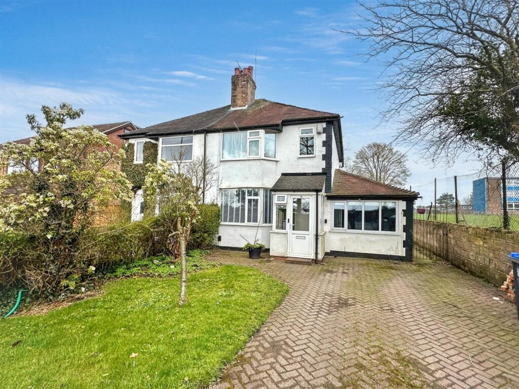 Cellarhead Road, Werrington, Staffordshire, ST9 0HW