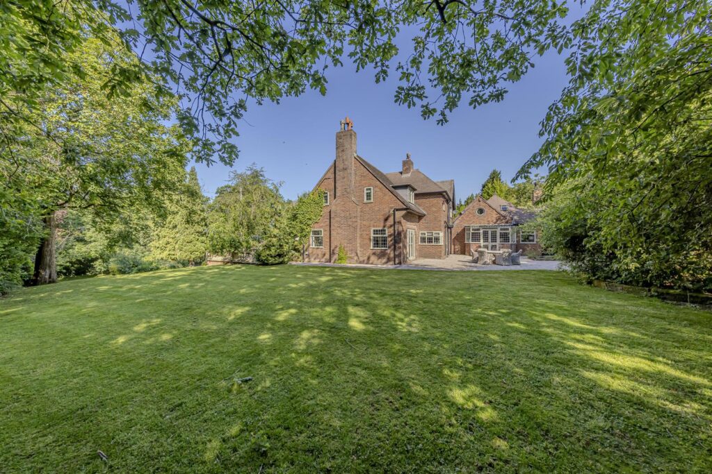 Honeysuckle Lane, Longsdon, Staffordshire, ST9 9QN