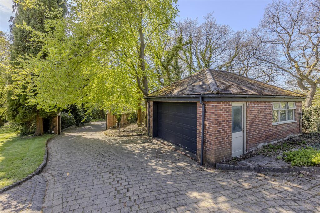 Honeysuckle Lane, Longsdon, Staffordshire, ST9 9QN