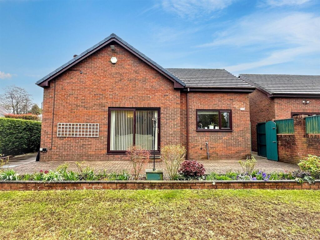 Beech Avenue, Cheddleton, Staffordshire, ST13 7JA