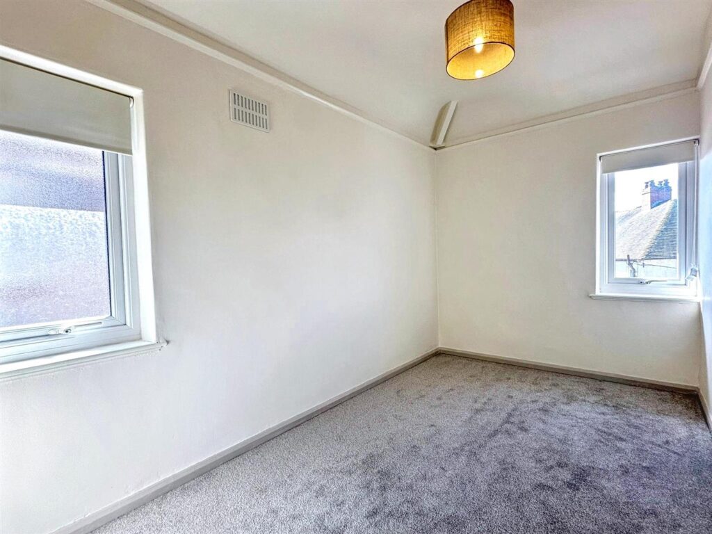 Argles Road, Leek, Staffordshire, ST13 6PG
