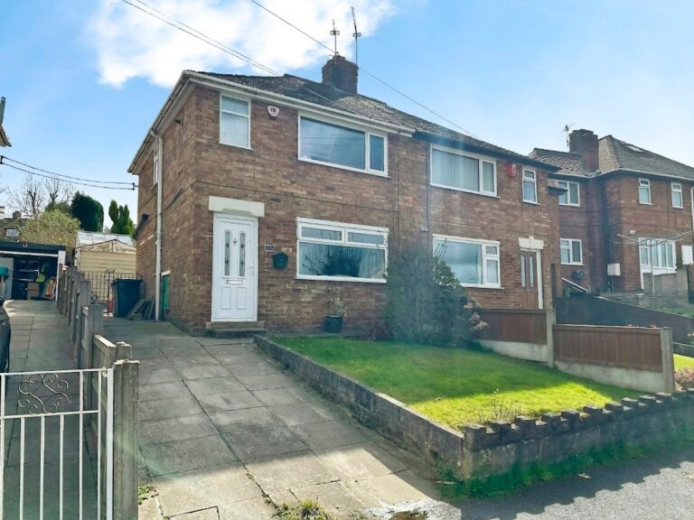 Ian Road, Newchapel, Stoke-On-Trent, ST7 4PW