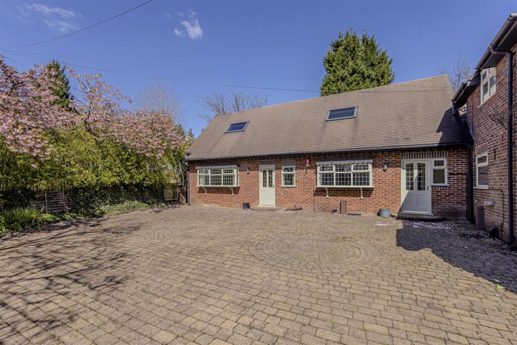 Honeysuckle Lane, Longsdon, Staffordshire, ST9 9QN