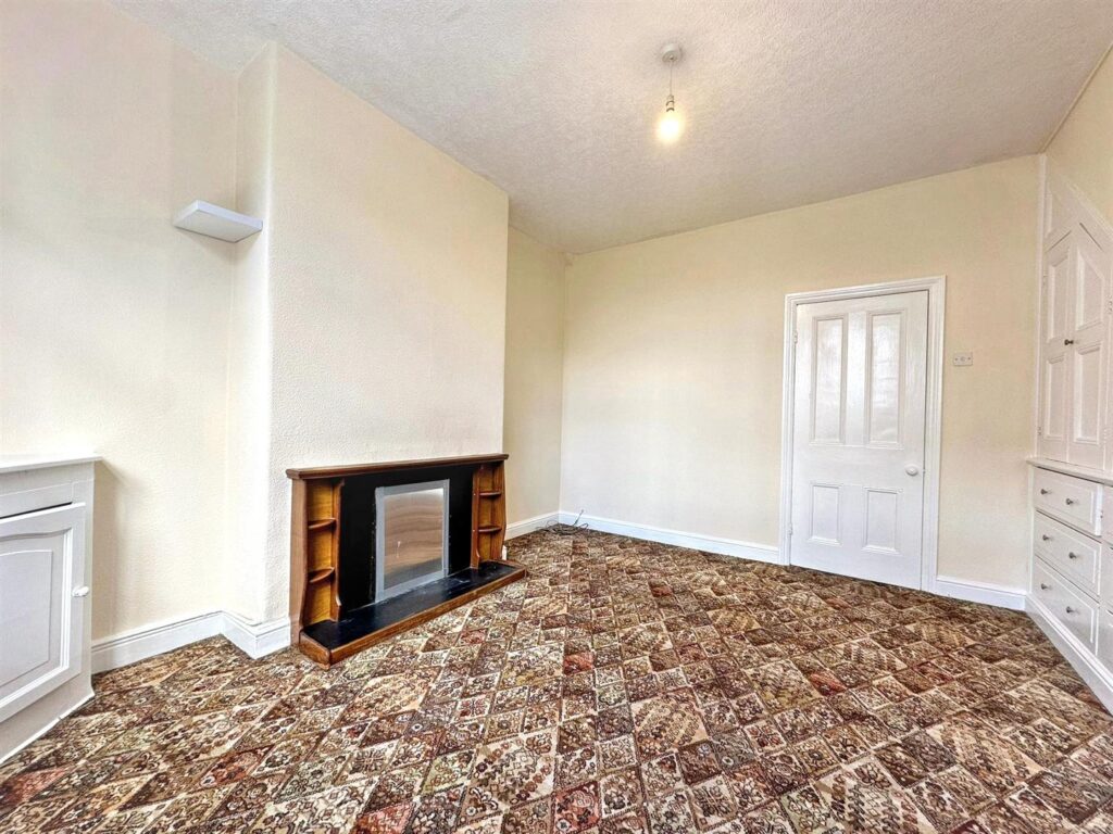 Wood Street, Leek, Staffordshire, ST13 5LZ