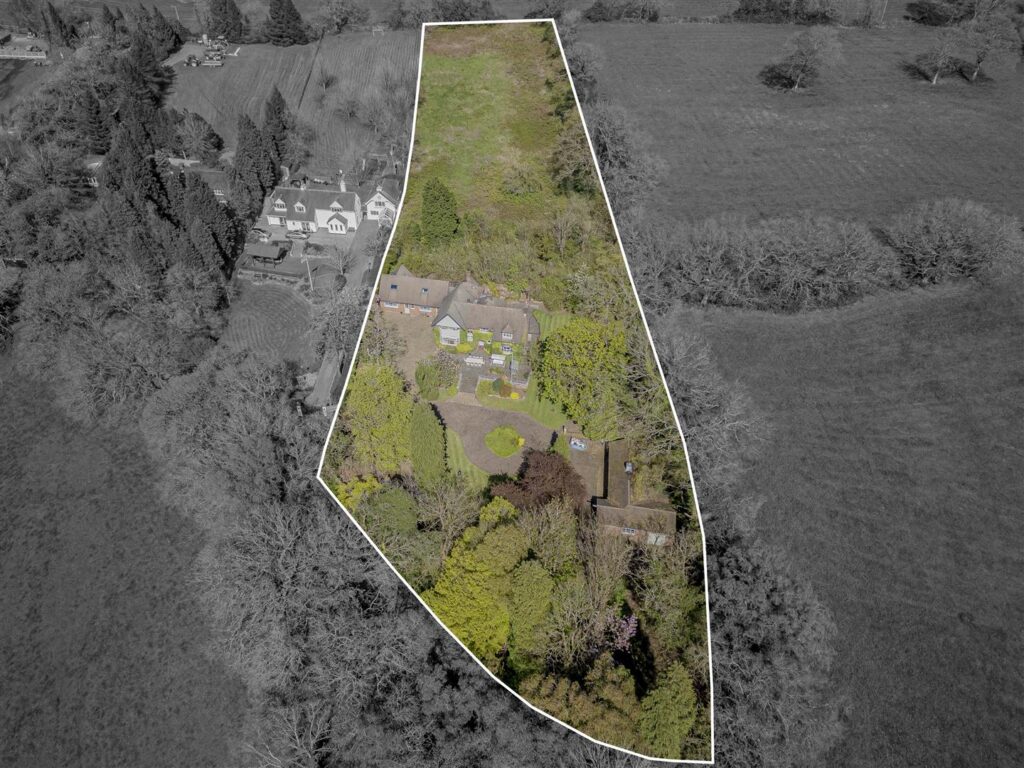 Honeysuckle Lane, Longsdon, Staffordshire, ST9 9QN