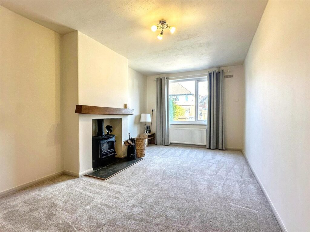 Argles Road, Leek, Staffordshire, ST13 6PG
