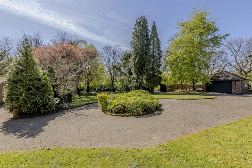 Honeysuckle Lane, Longsdon, Staffordshire, ST9 9QN
