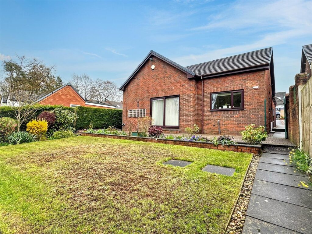 Beech Avenue, Cheddleton, Staffordshire, ST13 7JA
