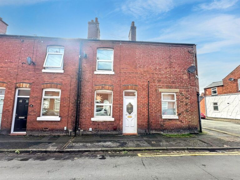 Wellington Street, Leek, Staffordshire, ST13 5EH