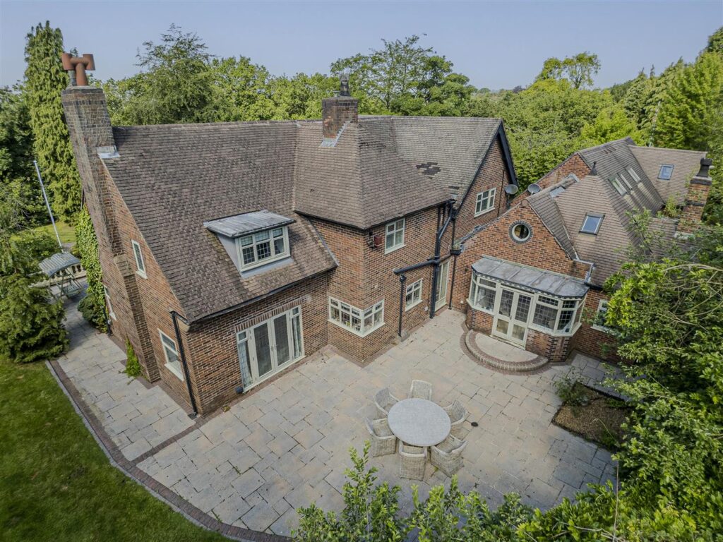 Honeysuckle Lane, Longsdon, Staffordshire, ST9 9QN