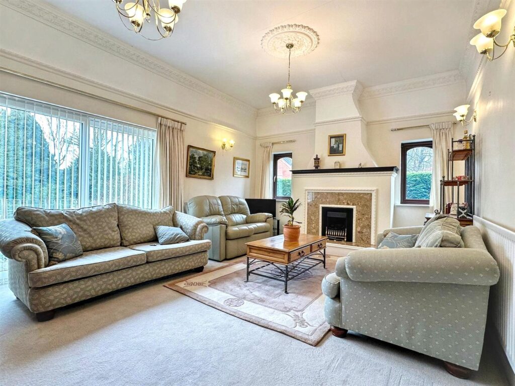 Beech Avenue, Cheddleton, Staffordshire, ST13 7JA