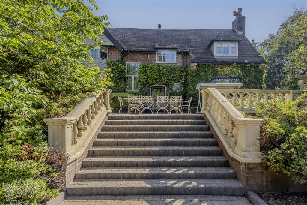 Honeysuckle Lane, Longsdon, Staffordshire, ST9 9QN