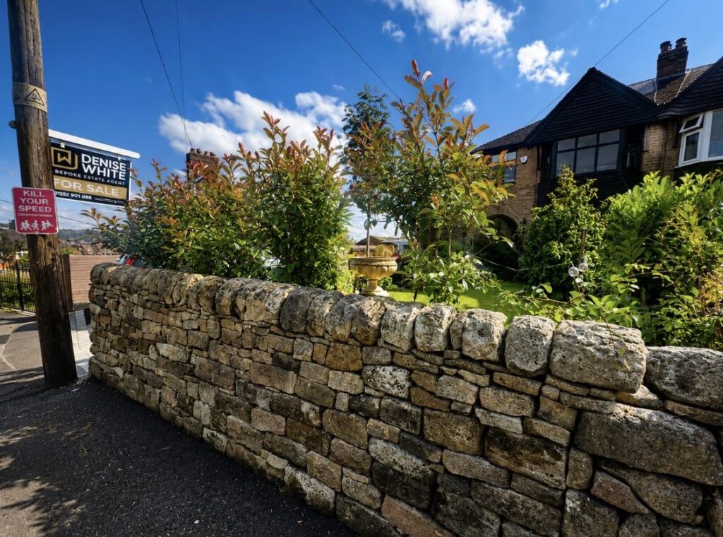 Woodland Avenue ,Norton Le Moors, Stoke-On-Trent, ST6 8ND