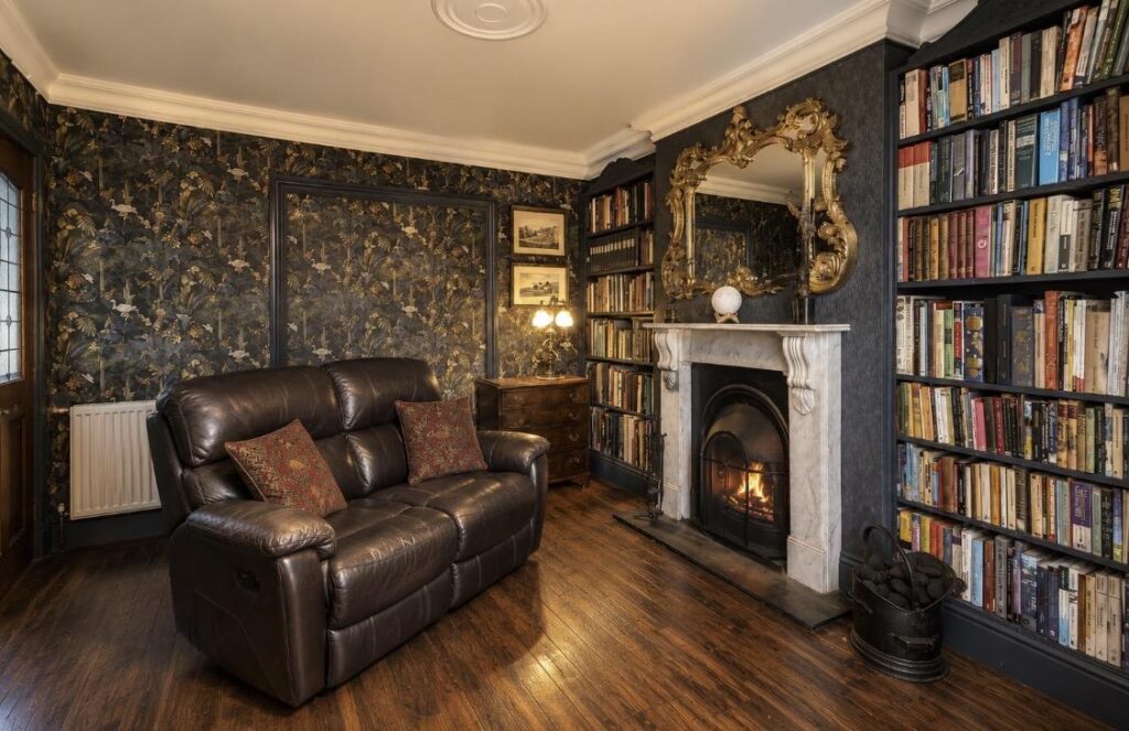Woodland Avenue ,Norton Le Moors, Stoke-On-Trent, ST6 8ND