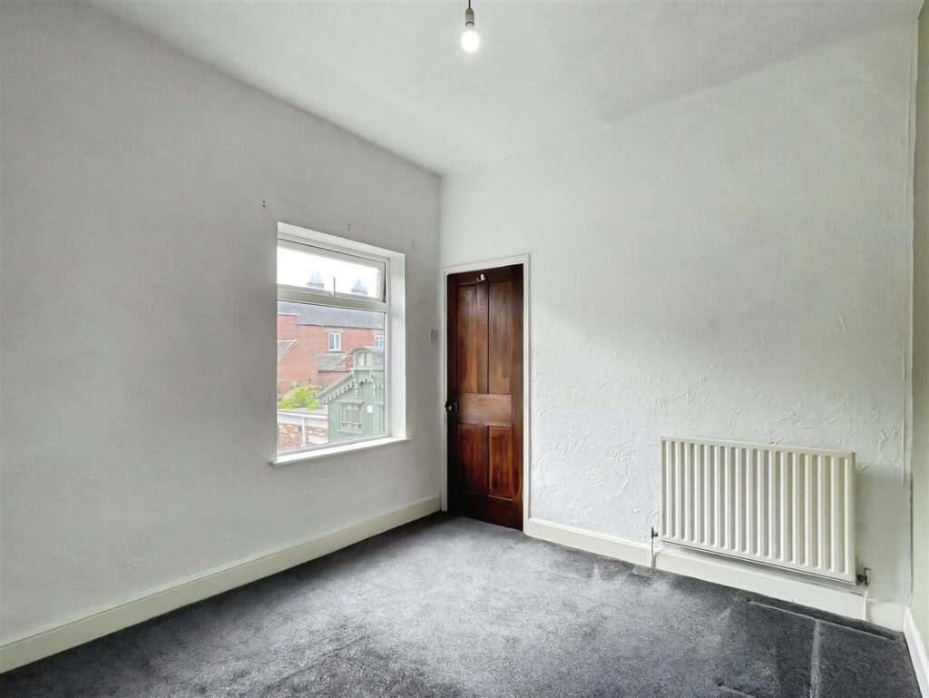 Buxton Road, Leek, Staffordshire, ST13 6EE