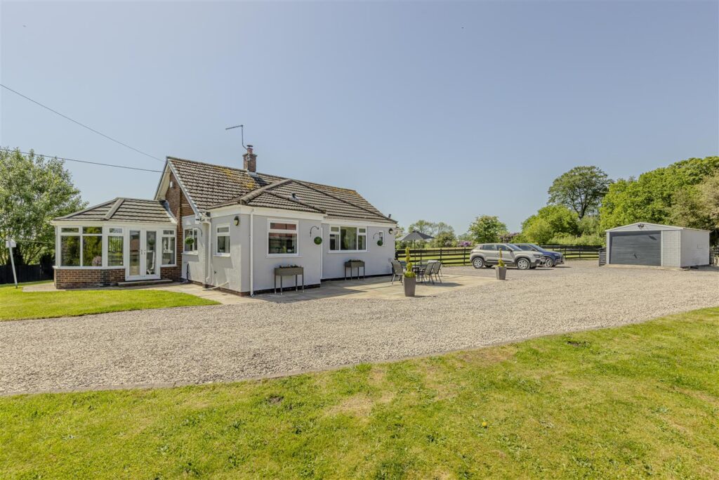Shawe Park Road, Kingsley Holt, Staffordshire, ST10 2DL