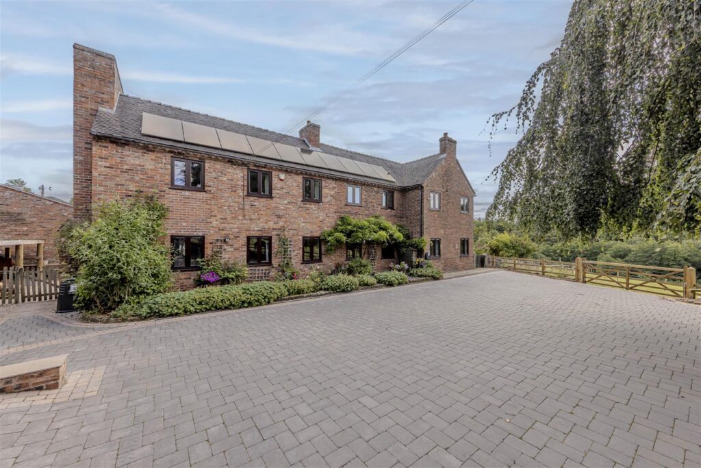 Old Furnace Farm, Oakamoor, Stoke-On-Trent