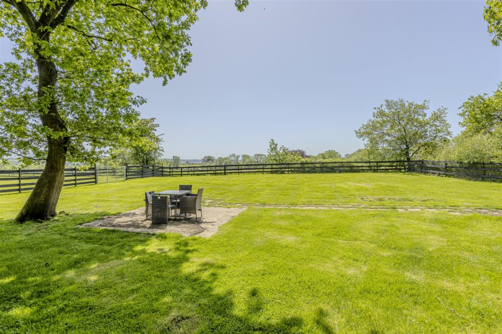 Shawe Park Road, Kingsley Holt, Staffordshire, ST10 2DL
