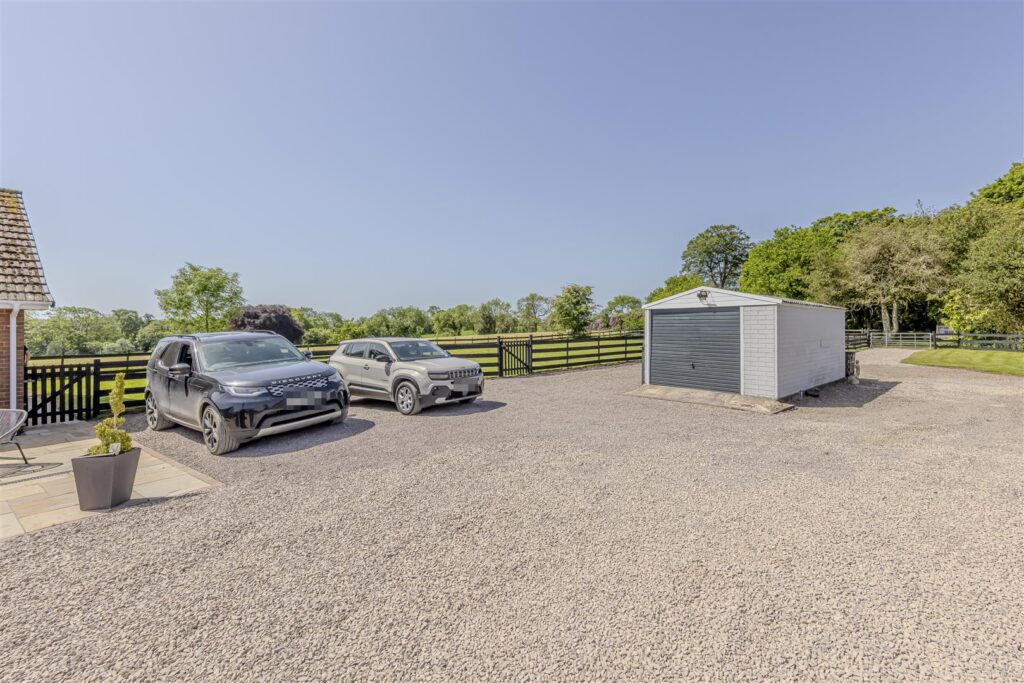 Shawe Park Road, Kingsley Holt, Staffordshire, ST10 2DL