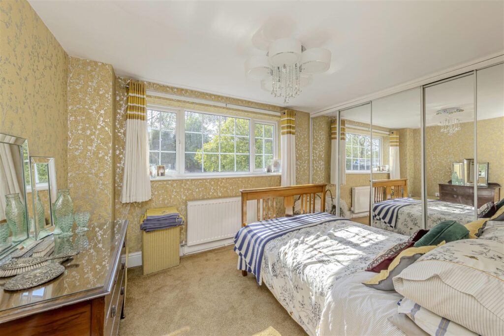 Colclough Lane, Newchapel, Stoke On Trent, ST6 5RN