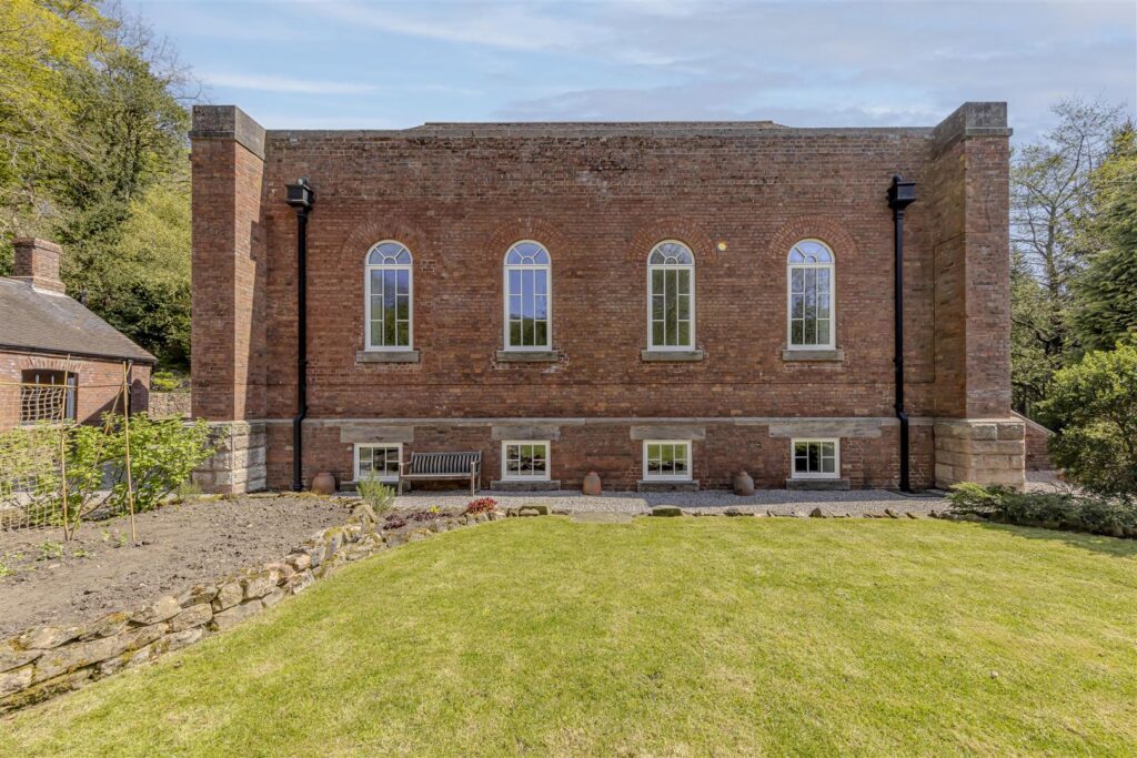 Sutherland Road, Longsdon, Staffordshire, ST9 9QD