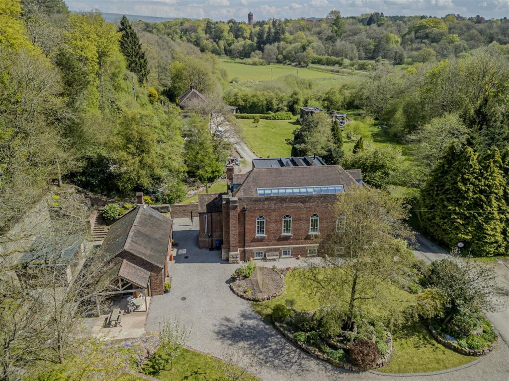Sutherland Road, Longsdon, Staffordshire, ST9 9QD