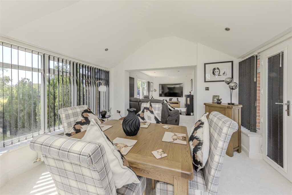 Shawe Park Road, Kingsley Holt, Staffordshire, ST10 2DL