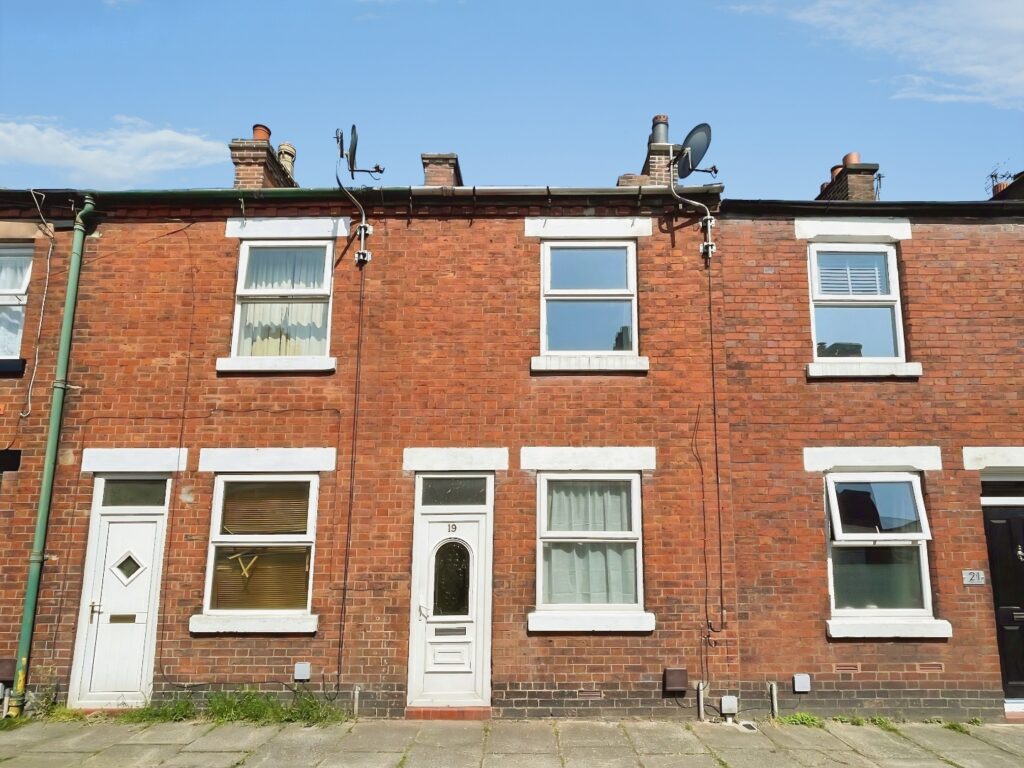 Wellington street, Leek, Staffordshire, ST13 5EH