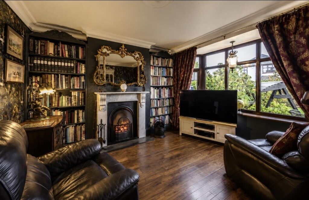 Woodland Avenue ,Norton Le Moors, Stoke-On-Trent, ST6 8ND
