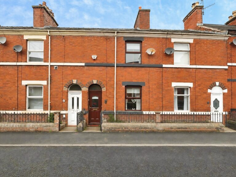 Southbank Street, Leek, Staffordshire, ST13 5LN