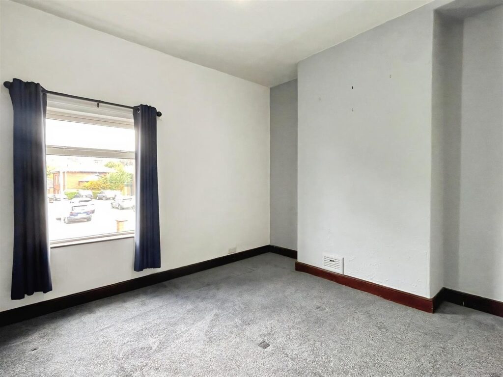 Buxton Road, Leek, Staffordshire, ST13 6EE