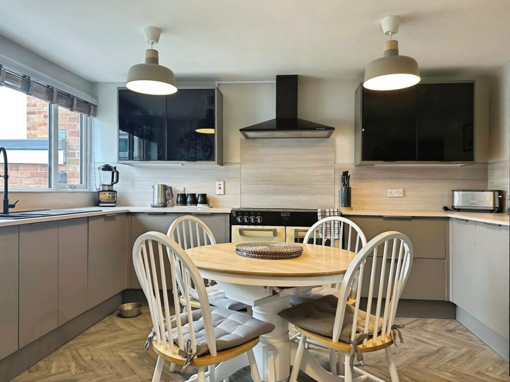 Coopers Close, Leek, Staffordshire, ST13 8JL