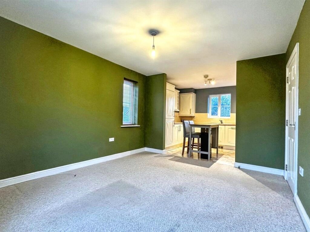 Wardle Gardens, Leekbrook, Staffordshire, ST13 7AR