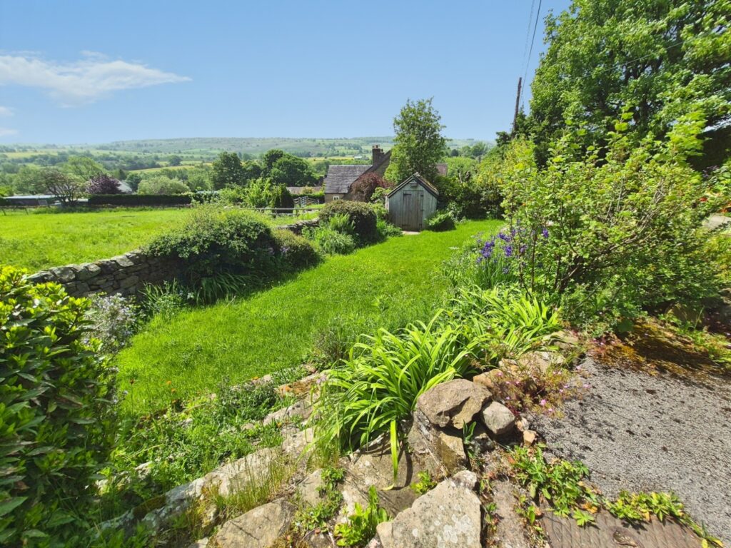 Bromley Edge Lane, Winkhill, Staffordshire, ST13 7QA