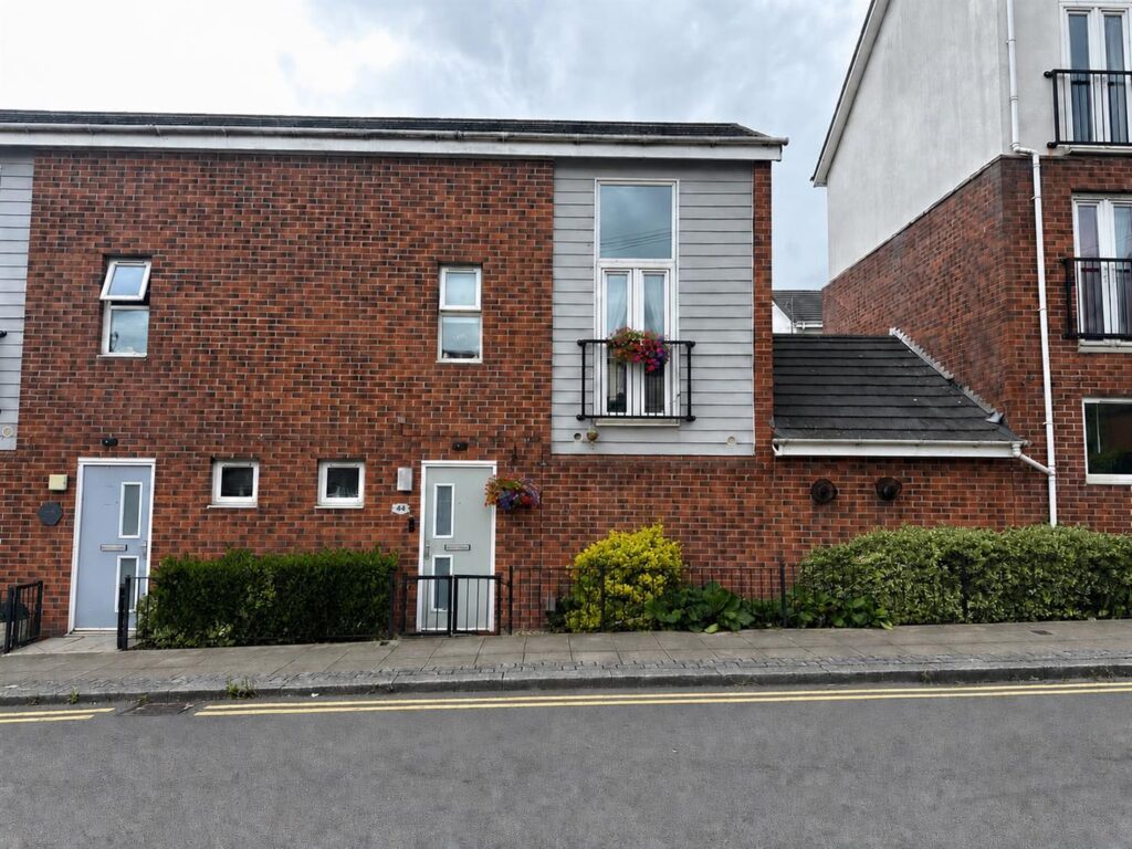 Ivy House Road, Stoke-On-Trent, ST1 3NU