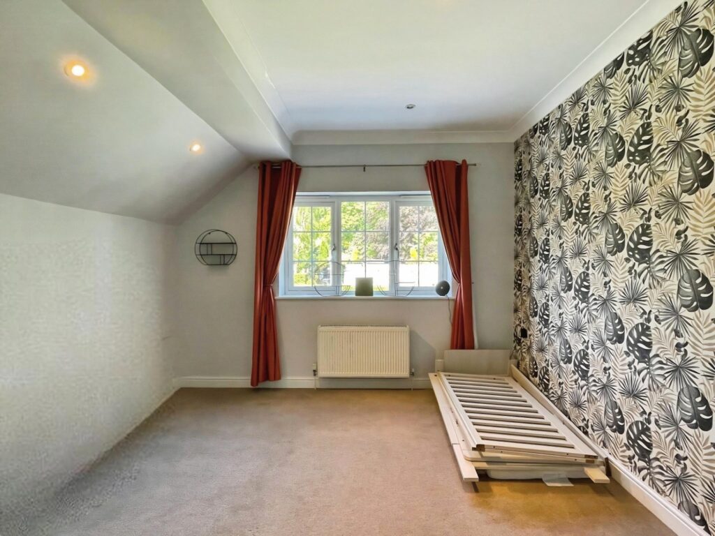 Leek Road, Endon, Staffordshire, ST9 9EF