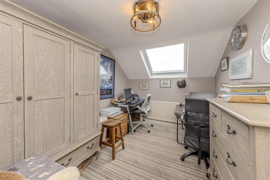 Buxton Road, Upper Hulme, Staffordshire, ST13 8UH
