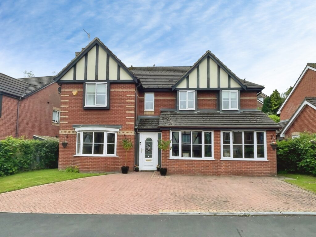 Cheddleton Park Avenue, Cheddleton, Staffordshire, ST13 7NS