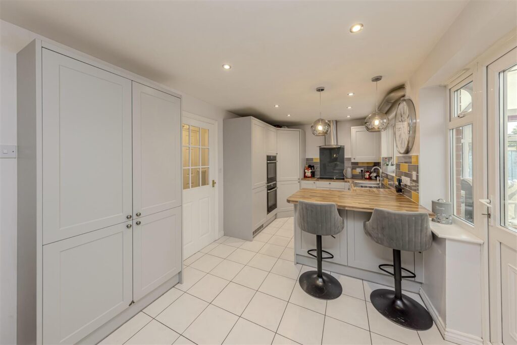 Balmoral Drive, Cheadle, Staffordshire, ST10 1WB