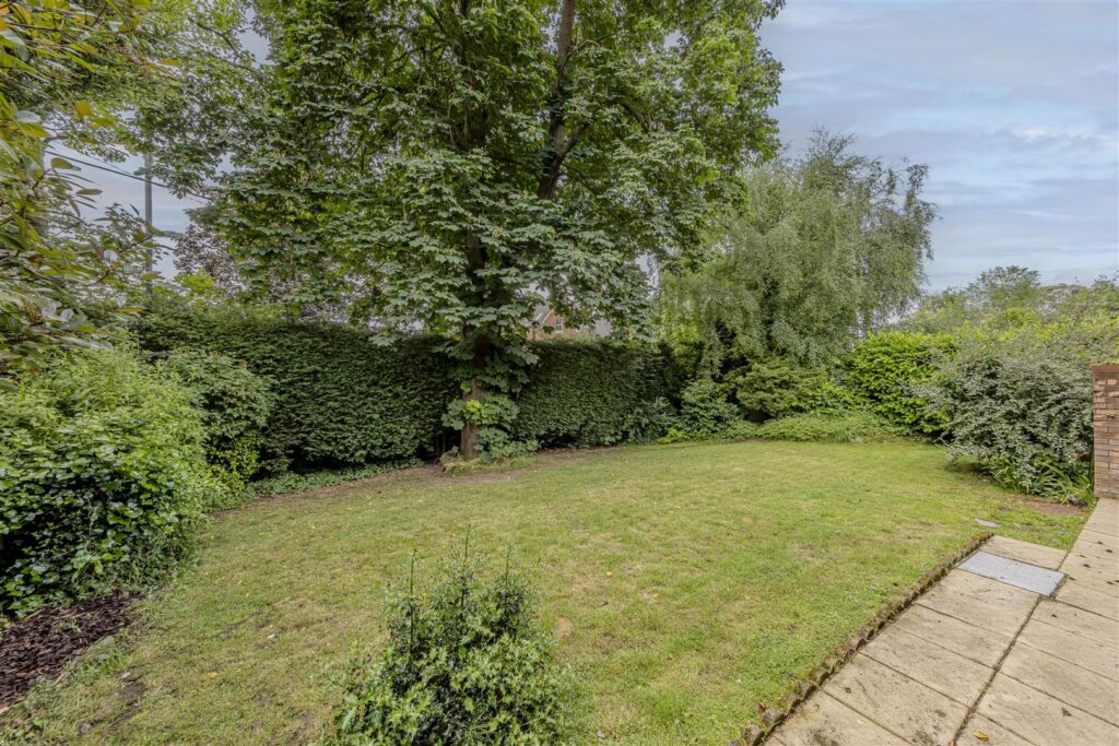 Clay Lake, Endon, Staffordshire, ST9 9BU