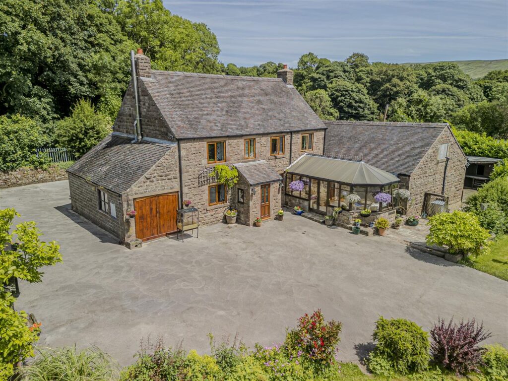 Upper Hulme, Nr Leek, Staffordshire, ST13 8TY