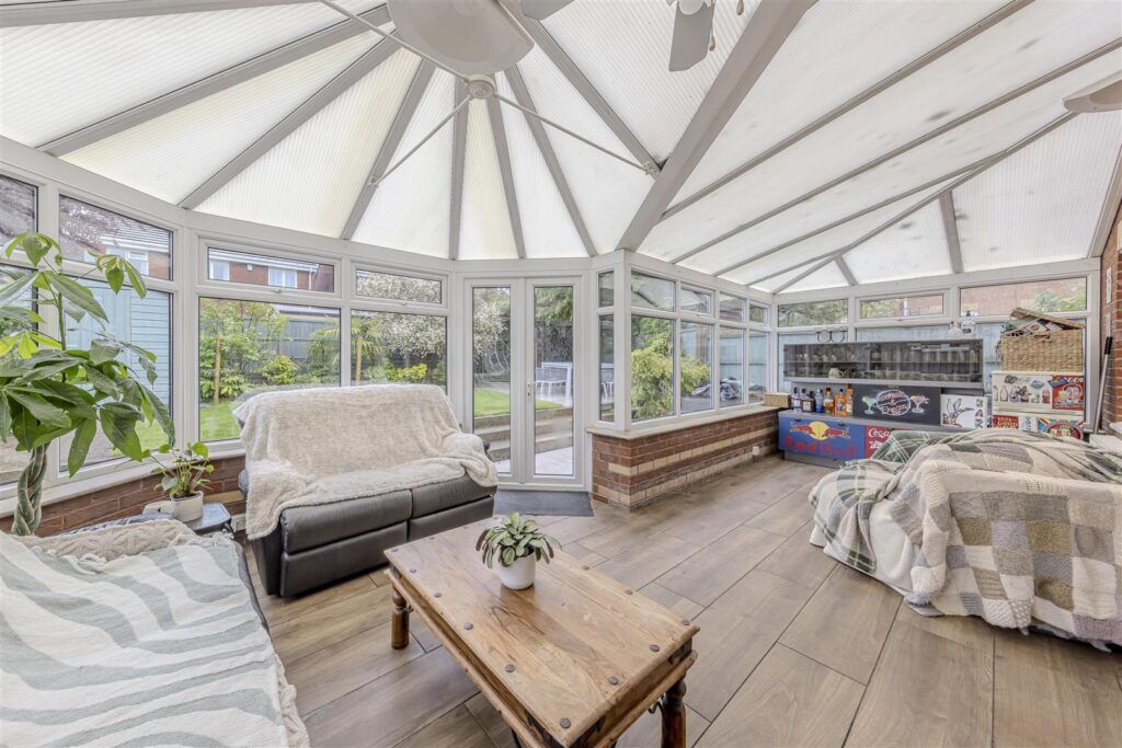 Balmoral Drive, Cheadle, Staffordshire, ST10 1WB