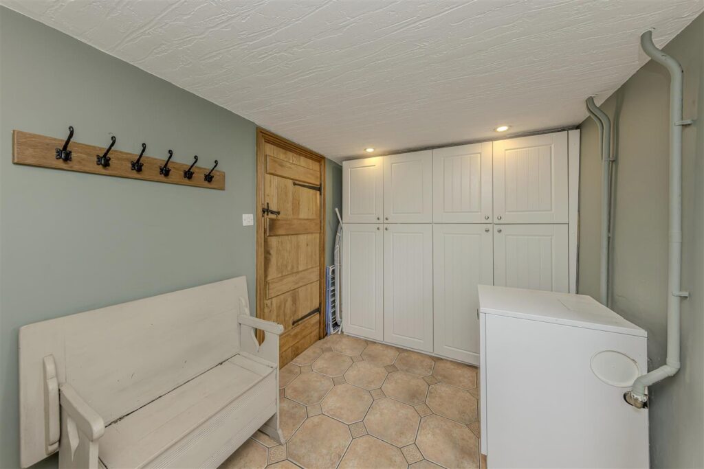 Hot Lane, Biddulph Moor, Staffordshire, ST8 7JS