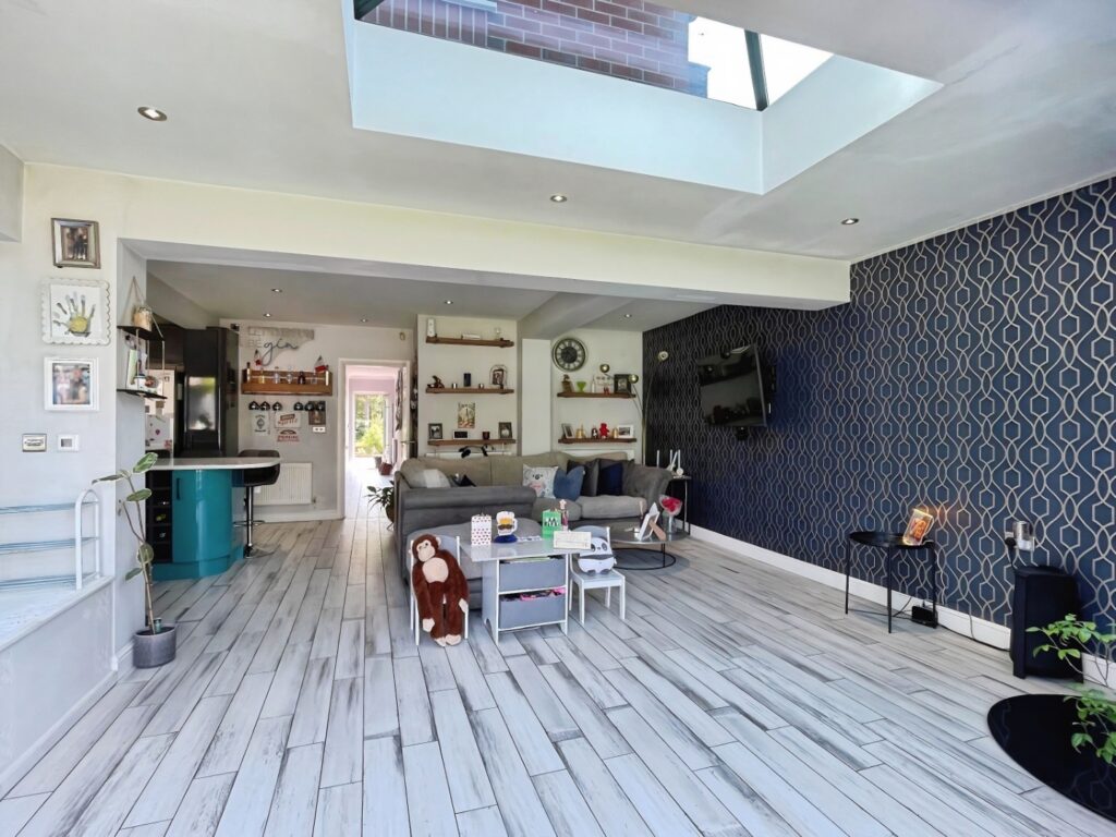 Leek Road, Endon, Staffordshire, ST9 9EF