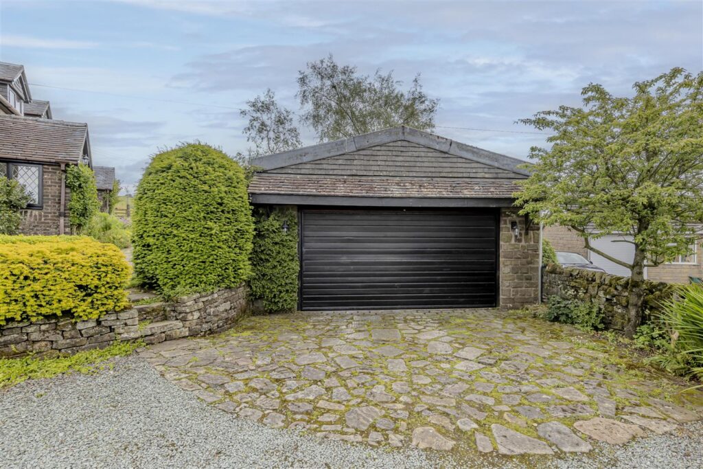 Little Blakelow Farm, Bottom Lane, Ipstones, Staffordshire, ST10 2LN