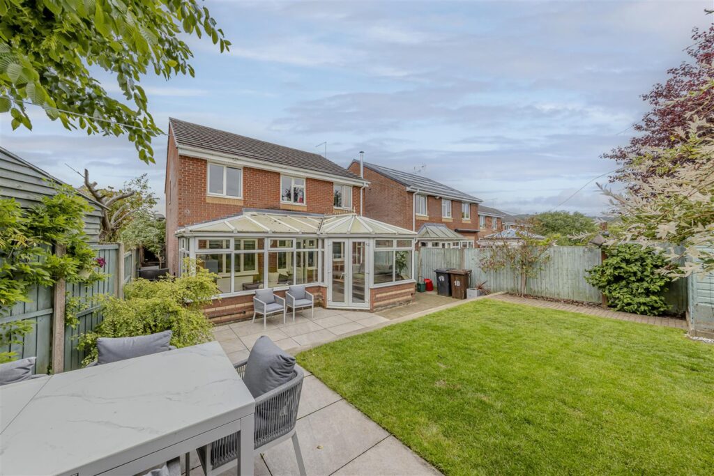 Balmoral Drive, Cheadle, Staffordshire, ST10 1WB